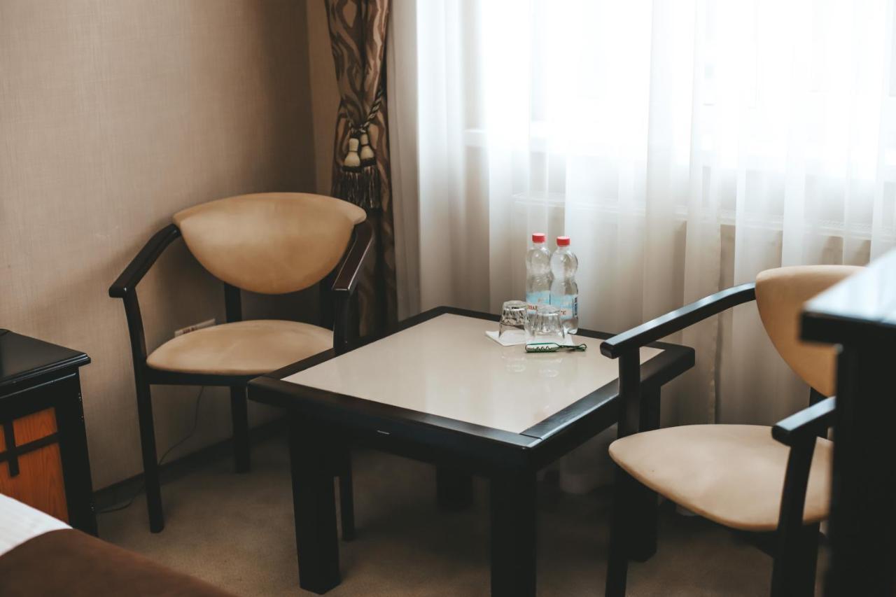 Georg Palace Hotel Çernivtsi Dış mekan fotoğraf
